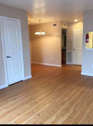 Main picture of Ashley Square Apartments