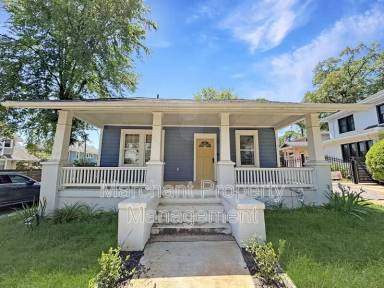 Main picture of 112 Elm St