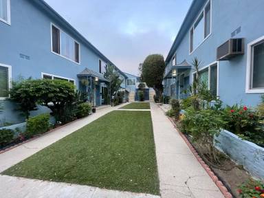 Main picture of 2345 Westwood Blvd