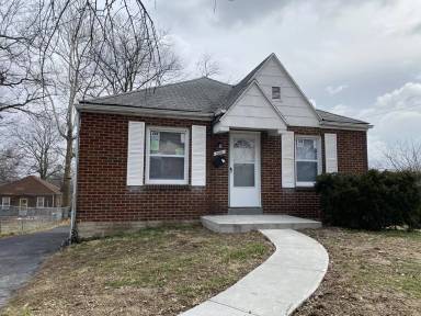 Main picture of 5210 Fletcher St
