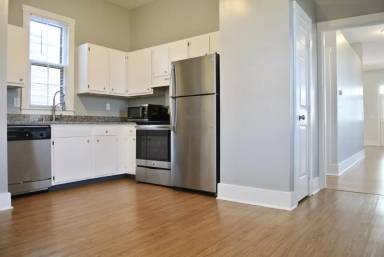 Main picture of 1507 E Breckinridge St
