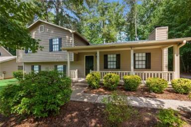 Main picture of 1301 Fairridge Cir SW