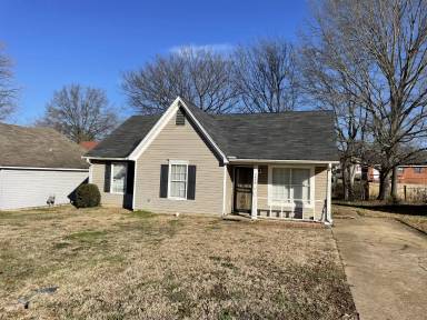 Main picture of 2494 Redvers Ave