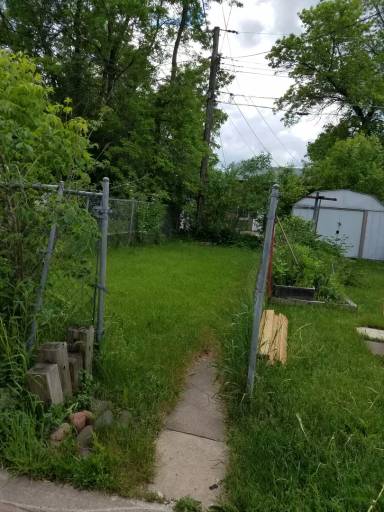 Main picture of 1471 90th Ave W