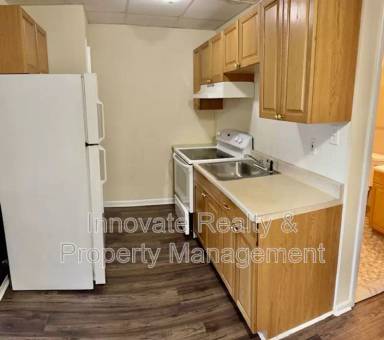 Main picture of 29 E Logan Ave