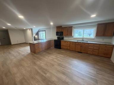 Main picture of 992 Buck Heights Road - 1