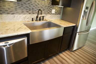 Main picture of 649 S Prospect Ave