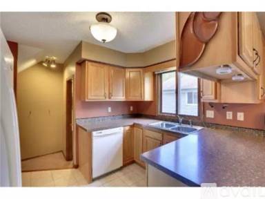 Main picture of 2653 Shenandoah Ln N