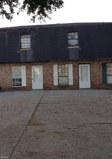Main picture of 400 Loire Ave