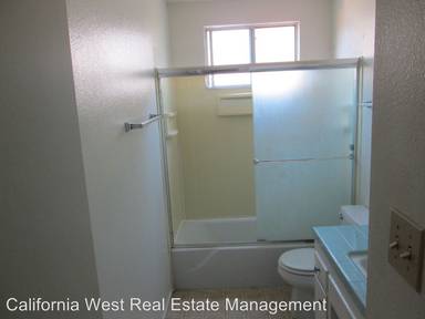 Main picture of 885 Leff St