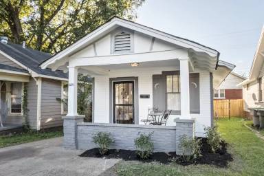 Main picture of 1025 Bruce St