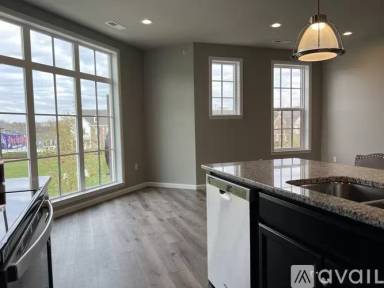 Main picture of 1403 Hastings Cres