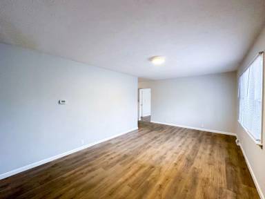 Main picture of 2448 N Irwin St