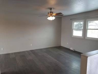 Main picture of 415 Gardenia Dr