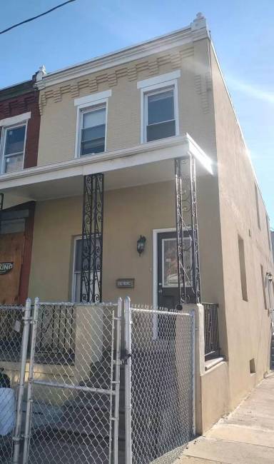 Main picture of 5578 Ludlow St
