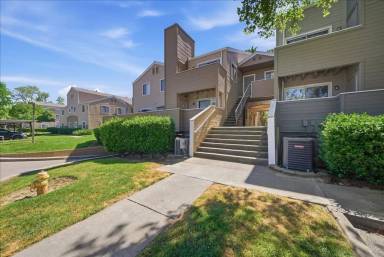 Main picture of Amherst Condominiums