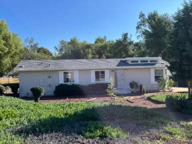 Main picture of 33135 Vino Way