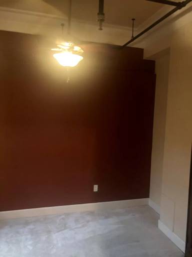 Main picture of 313 N 3rd Ave E