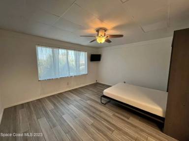Main picture of 55 Sea Park Blvd