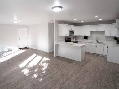 Main picture of 1170 N Buccaneer Dr