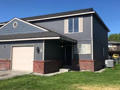 Main picture of 1220 W Columbia Ave