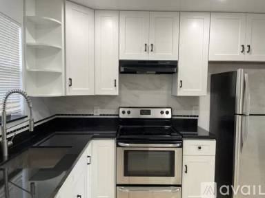 Main picture of 21895 Lake Forest Cir