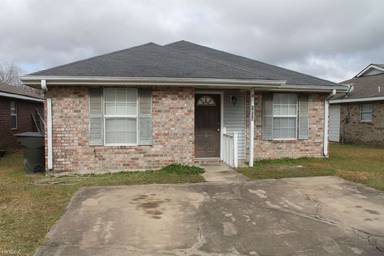 Main picture of 1806 S Tallowood Dr