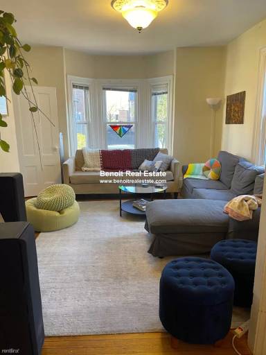 Main picture of 47 Newbury St