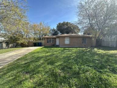 Main picture of 402 Aurelia St