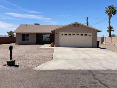 Main picture of 3639 Tarpon Dr