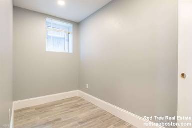 Main picture of 21 Winfield St