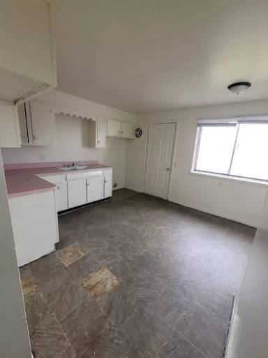 Main picture of 8940 W Carmen Ave