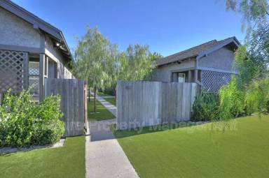 Main picture of 407 Ojai Rd
