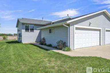 Main picture of 3013 Zenith Ave