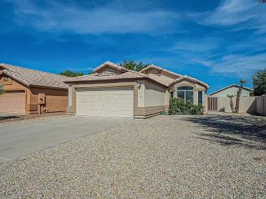 Main picture of 1535 W 2750 S