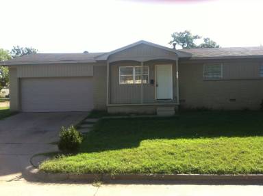 Main picture of 2245 N Sandusky Ave