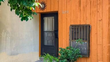 Main picture of 1373 E Tanners Creek Dr
