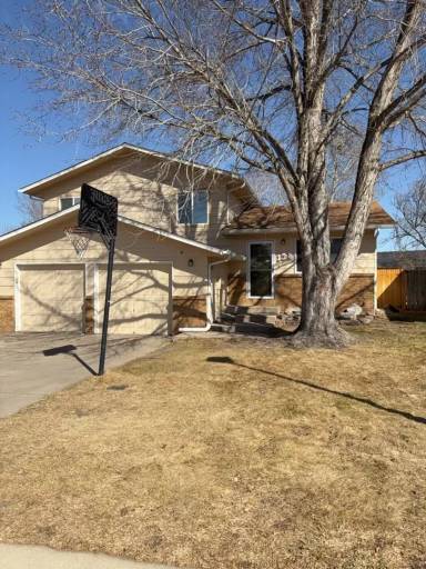 Main picture of 138 48th Ave
