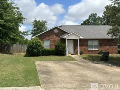 Main picture of 696 Ethan Ct