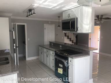 Main picture of 15820 SW 90th Ct