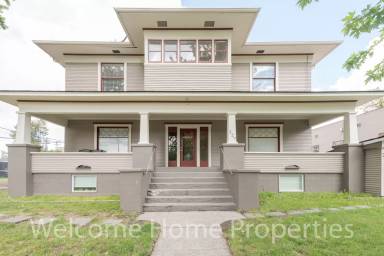 Main picture of 329 S 3rd Ave