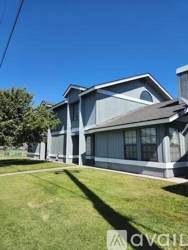 Main picture of 640 S 19th Ave