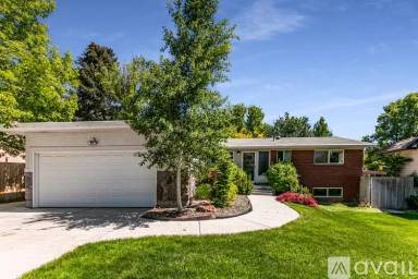 Main picture of 2566 E Keddington Ln