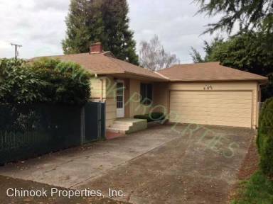 Main picture of 831 Elm Dr