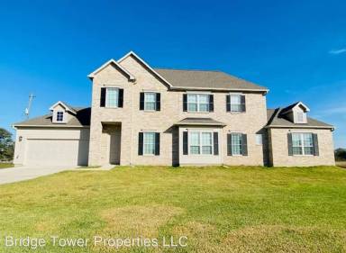 Main picture of 1426 Lakeland Cir