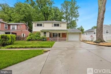 Main picture of 403 Silver Rock Rd