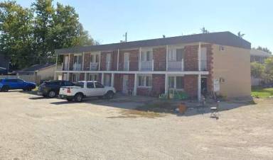 Main picture of 708 N Lincoln St