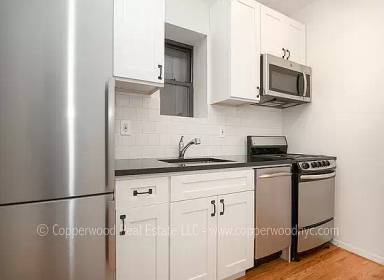 Main picture of 232 East 83rd St