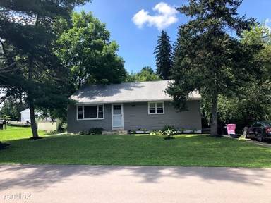 Main picture of 35 Frawley Dr