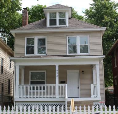 Main picture of 932 Linwood Ave